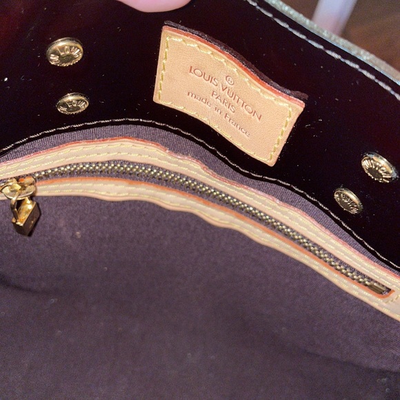 SOLD Louis Vuitton Reade PM Vernis ✨ - Picture 6 of 9
